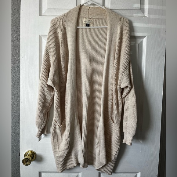 Universal Thread Sweaters - Universal Thread Beige Open-Front Cardigan